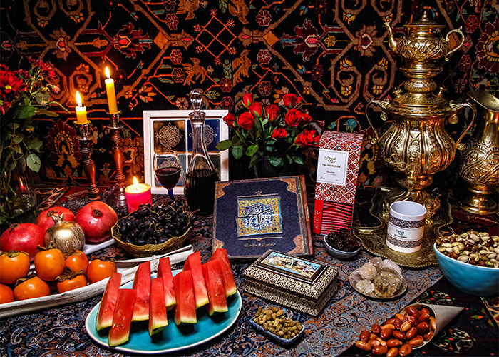 A cozy Korsi table with family gathering
